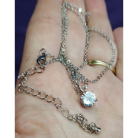 Cubic Zirconia Clear Crystal Solitaire Pendant Necklace In Silver Tone - Picture 8 of 10